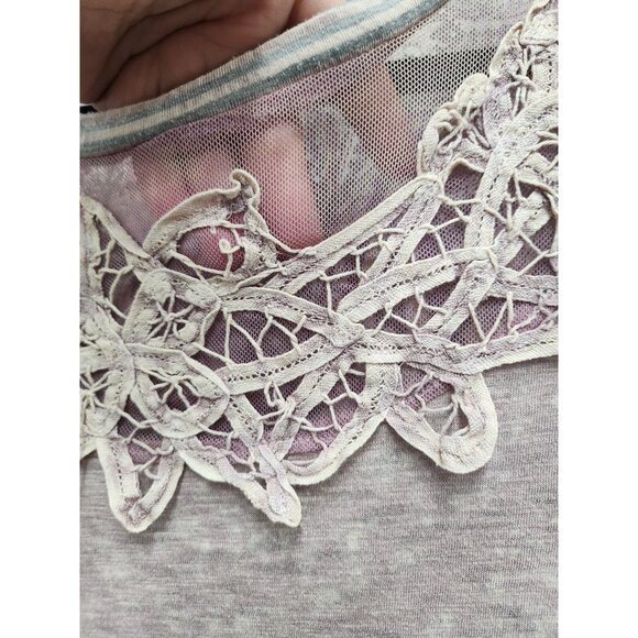 Gimmicks By BKE Womens BOHO Fairy Top Small Purple Lace Yoke Paisley Long Sleeve - Picture 3 of 7